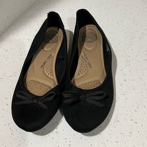 Black SO flats with bow • 7.5